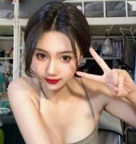 <p style="text-indent:2em;">{{keyword}}是一家专注于文化传播的公司，致力于推广三国时期的历史、文化、艺术和小说等多元内容，公司不仅在数字媒体、网络平台和旅游文化等方面进行深入实践，还结合现代科技和信息传播技术进行创新，其具体业务包括但不限于： 2. 网络平台业务：搭建三国文化相关的线上平台，如在线展馆、论坛社区等，提供知名的三国相关活动和事件信息，实现全球三国的爱好者和读者互动与交流。 3. 旅游文化产业：开发具有浓厚三国氛围的旅游线路和旅游文化产品，为游客提供深度体验三国历史文化的机会。 4. 跨界合作：与文化、旅游相关企业或机构进行跨界合作,共同开发和推广三国文化产品和服务。</p> <p style="text-indent:2em;">{{keyword}}致力于向全球展示中国历史上的文化瑰宝——三国文化的魅力,通过多样化的文化产业形式和现代化的传播手段让更多的人了解并喜爱三国文化并对对中国历史文化有更深入的理解。</p>
